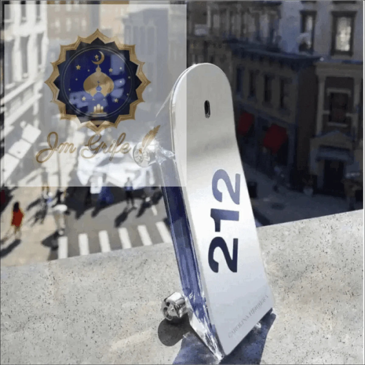 Perfume Carolina Herrera 212 Men Heroes Forever Young - Vibrante e Energizante para Homens - Jm Grife