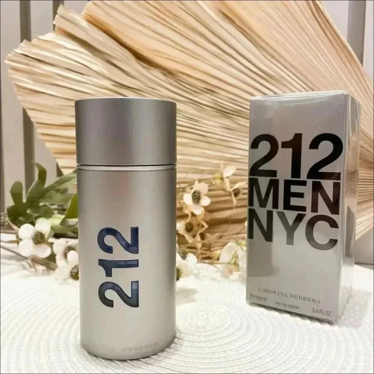 Perfume Carolina Herrera 212 Men NYC - Eau de Toilette Masculino com Notas Cítricas e Amadeiradas - Jm Grife