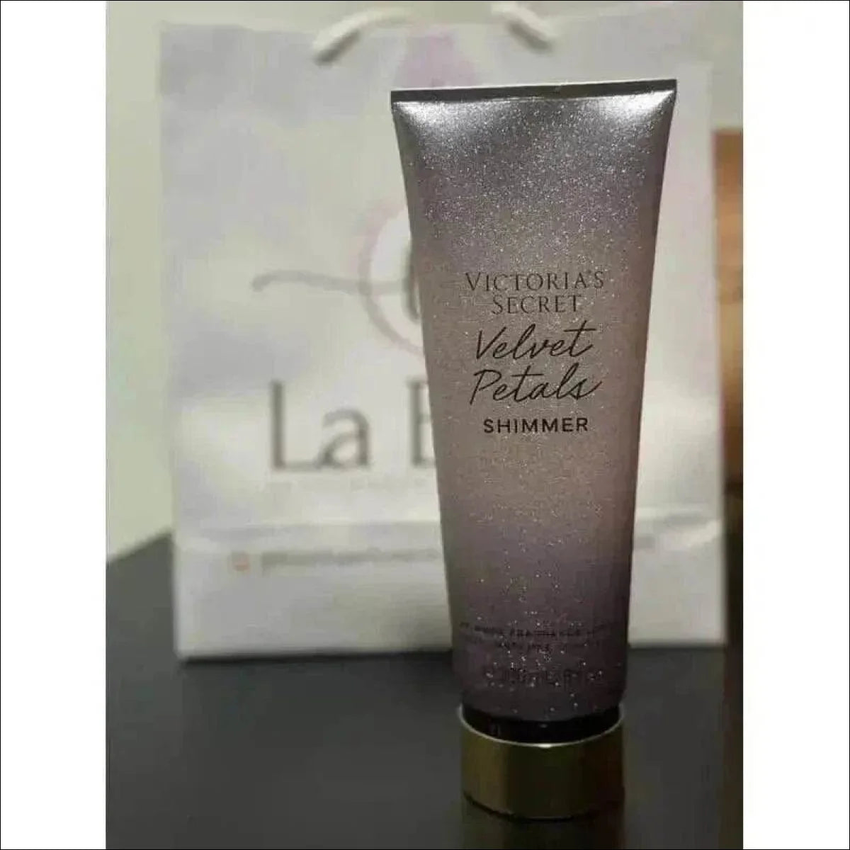 Velvet Petals Shimmer Hidratante - Victoria’s Secrets - Jm Grife