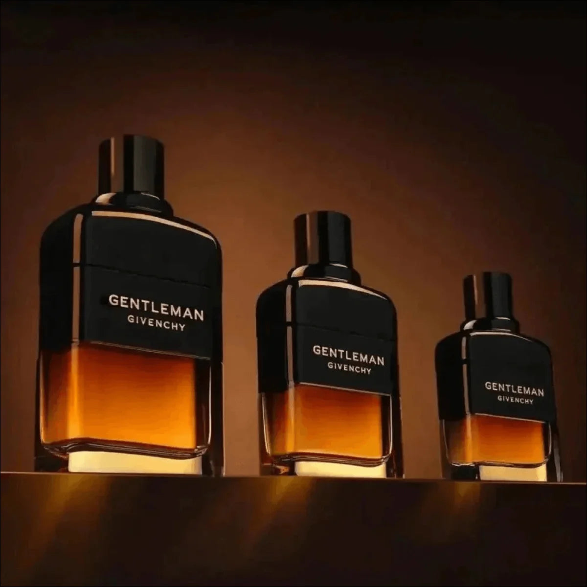 Frasco do Perfume Gentleman Givenchy Reserve Privée Floral Amadeirado - Jm Grife